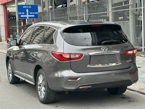 Infiniti QX60 cũ rao giá ngang Mitsubishi Xpander mới, mất giá tới 3 tỉ đồng