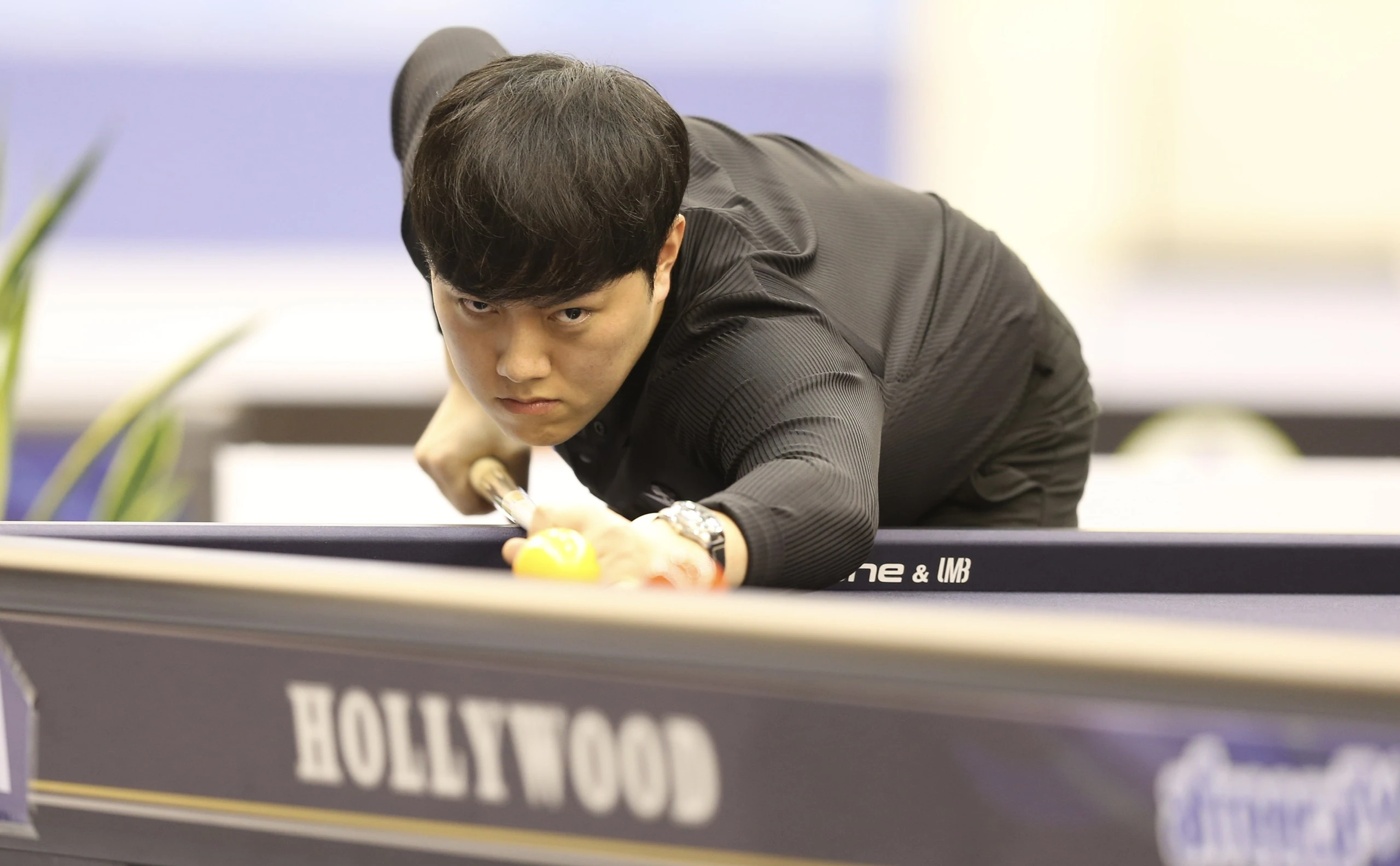 Đổi chiến thuật quá hay, cơ thủ Việt Nam vô địch World Cup billiards 3 băng, anh là ai?