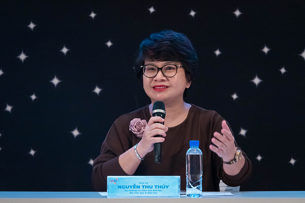 Bộ GD-ĐT lưu ý về xét tuyển sớm và lựa chọn ngành nghề- Ảnh 1. PGS-TS Nguyễn Thu Thủy, Vụ trưởng Vụ Giáo dục ĐH (Bộ GD-ĐT)