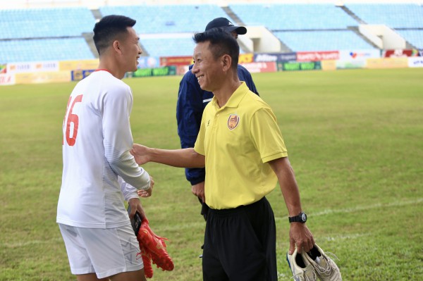 CLB Quảng Nam: Từ '26 trận đá sân khách' đến cái duyên với sân Hòa Xuân
