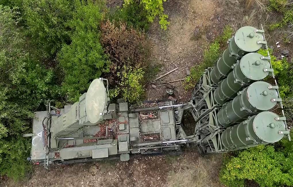 Chiến sự Ukraine ngày 825: ông Zelensky hối Tổng thống Mỹ phải dự hội nghị hòa bình- Ảnh 1. Chiến sự Ukraine ngày 825: ông Zelensky hối Tổng thống Mỹ phải dự hội nghị hòa bình- Ảnh 1.