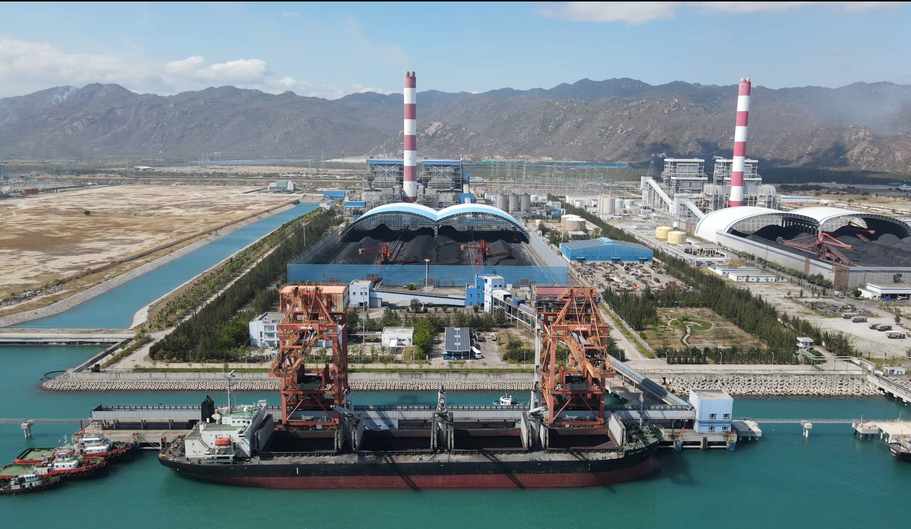 EVNGENCO3 sẵn sàng sản xuất điện cao điểm mùa khô 2024- Ảnh 1.