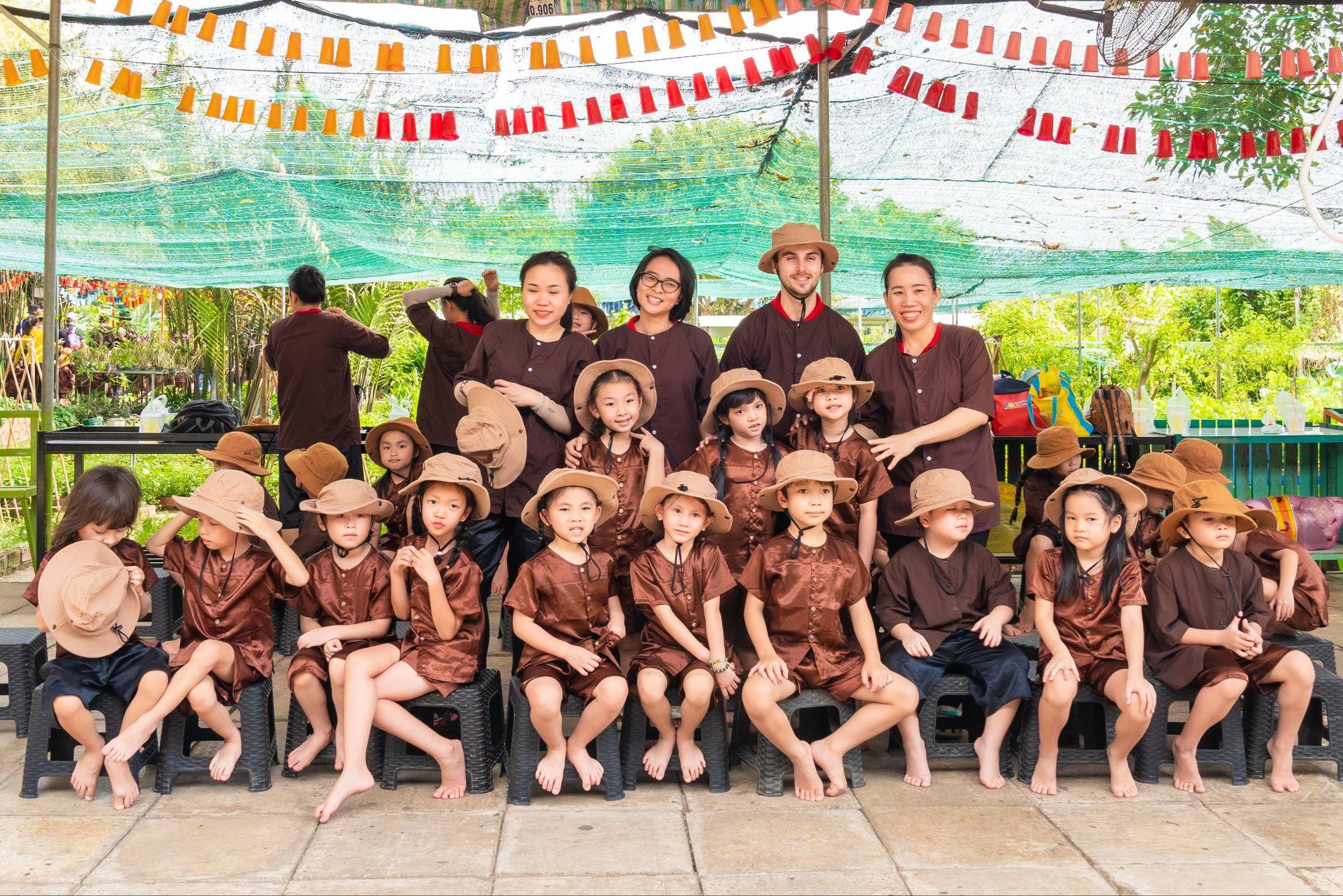 Hết đi nông trại, học sinh Royal School tiếp tục đón hè với thế giới côn trùng- Ảnh 2.
