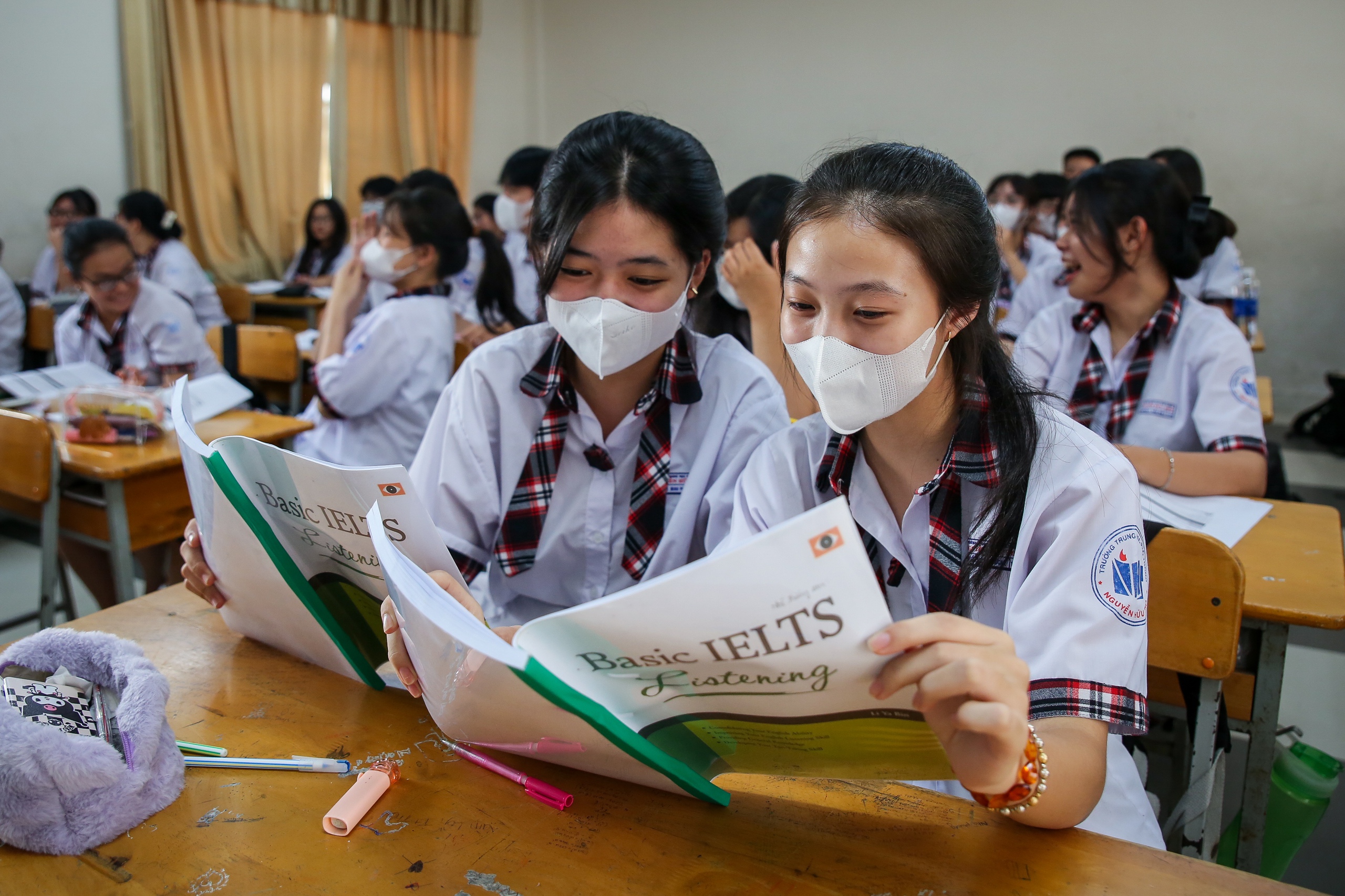 Hơn 56.000 chứng chỉ IELTS cấp sai quy định: Bộ GD-ĐT nói 'sử dụng bình thường'- Ảnh 1.