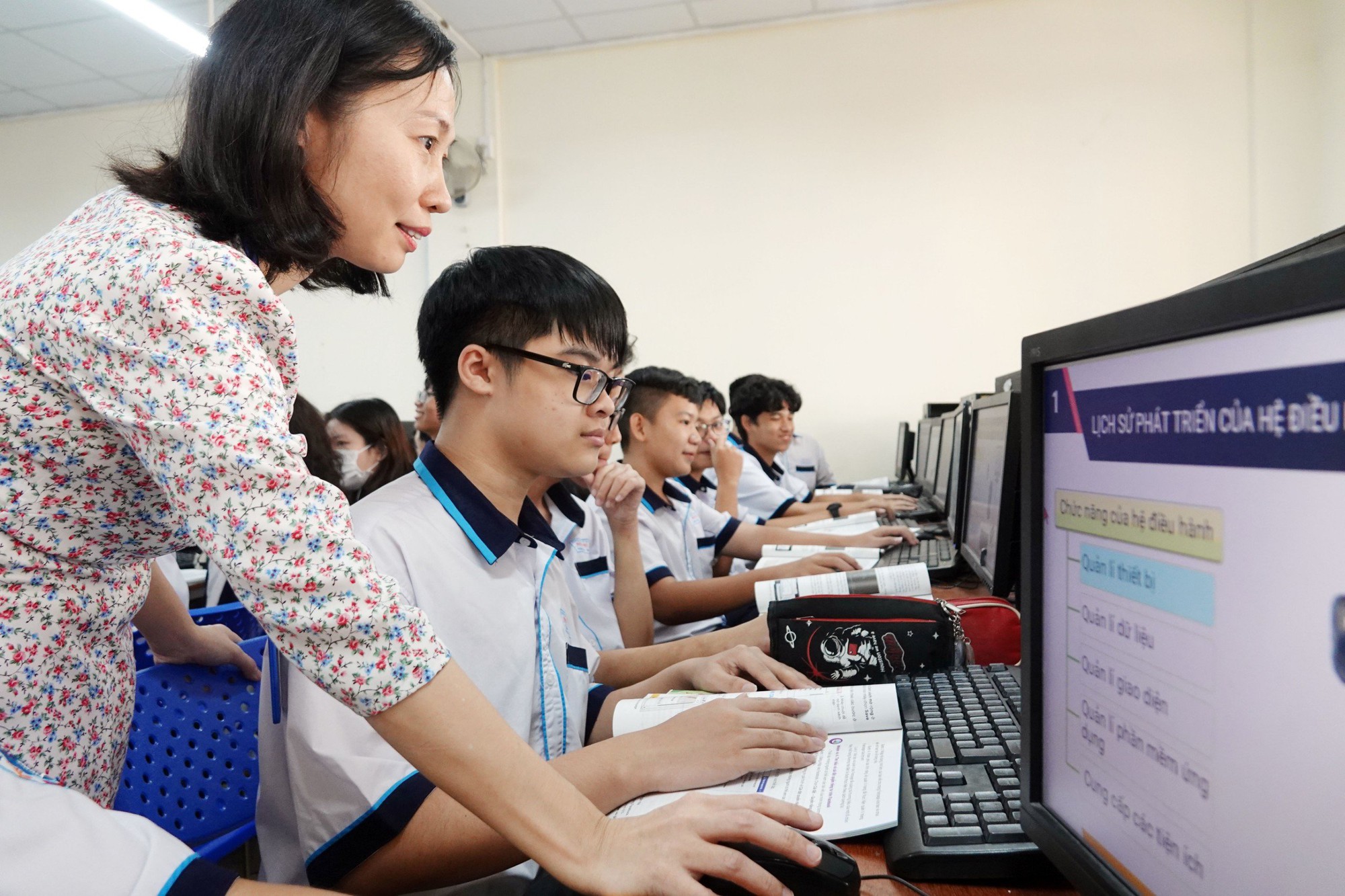 Dự thảo luật Nhà giáo có nhiều quy định tác động trực tiếp đến quyền lợi và trách nhiệm của giáo viên