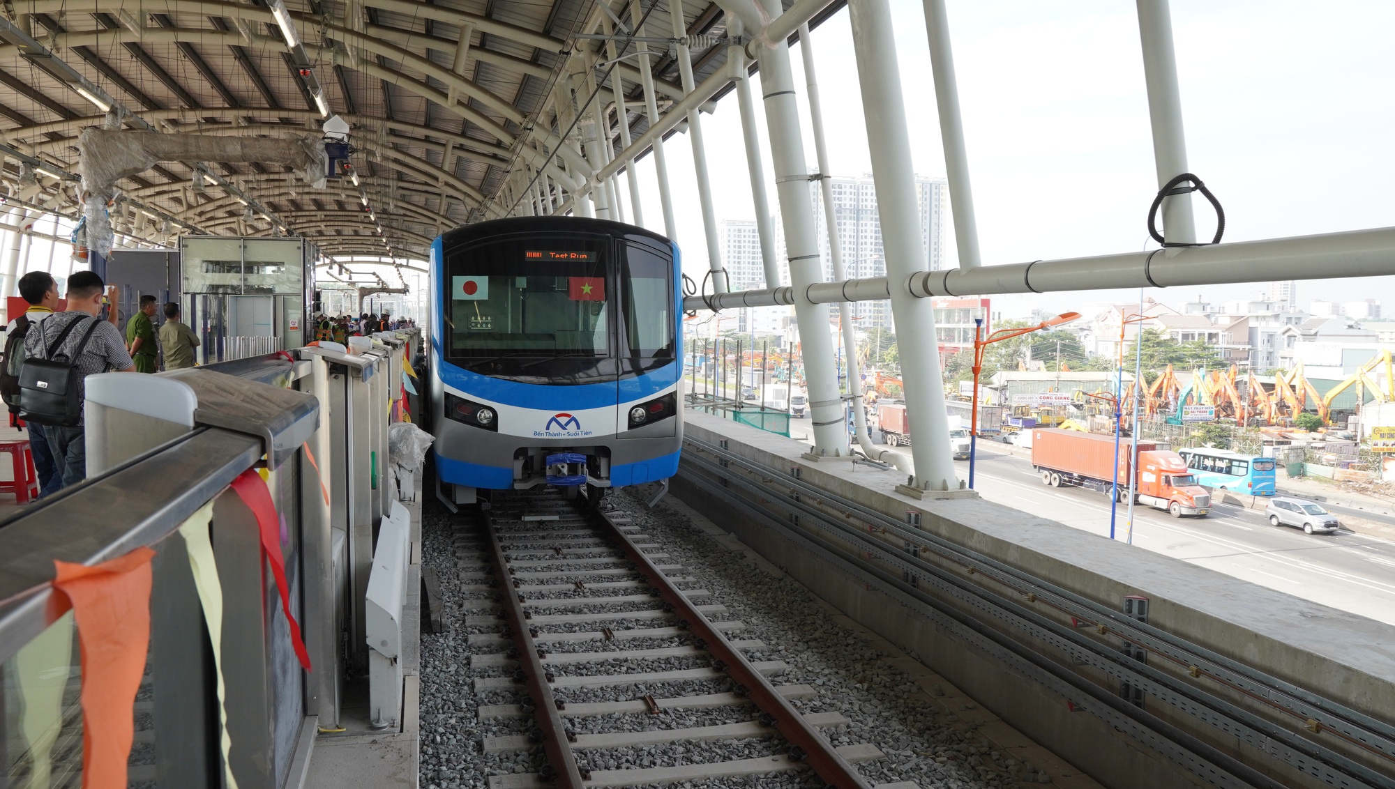 Metro số 1 áp dụng công nghệ chuyển đổi số chưa từng có tại Việt Nam- Ảnh 1.