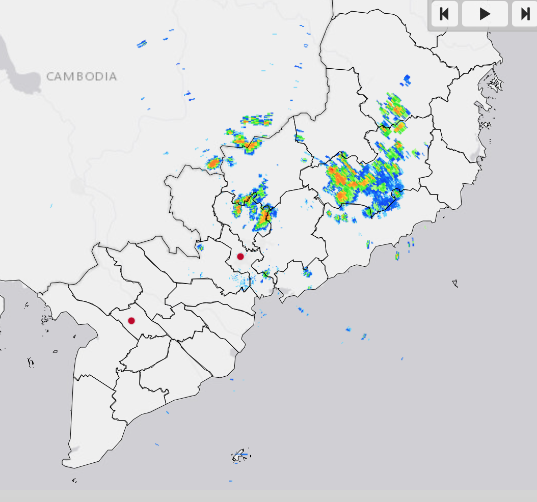 Ảnh radar cho thấy mây giông đang phát triển nhiều nơi. Tại TP.HCM, Củ Chi là nơi đang có khả năng mưa cao nhất