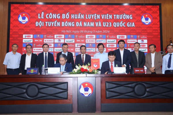 VFF: 'HLV Kim Sang-sik sẽ giúp đội tuyển Việt Nam đáp ứng kỳ vọng của người hâm mộ'