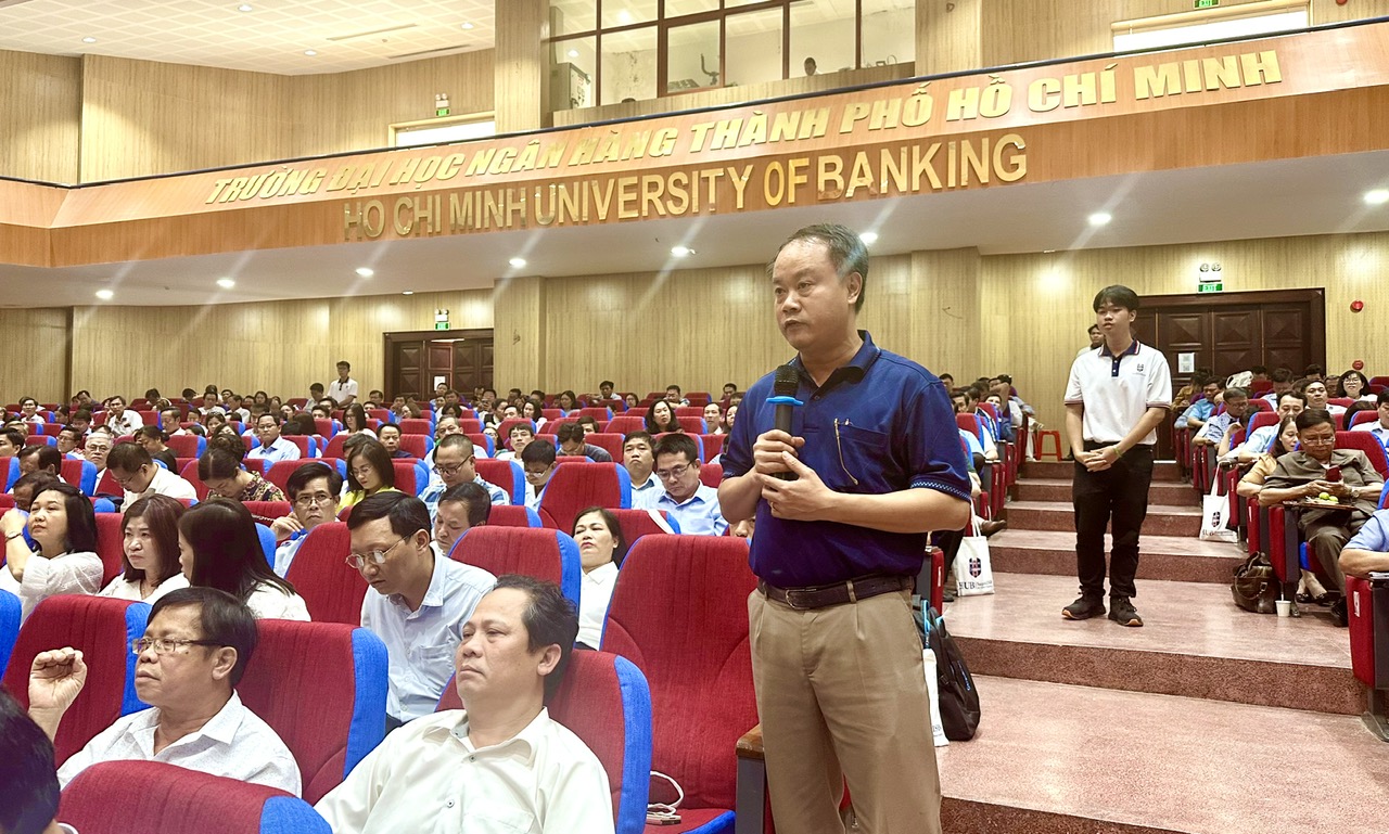 Nhiều thủ đoạn mới trong gian lận thi cử bằng thiết bị công nghệ cao- Ảnh 4.