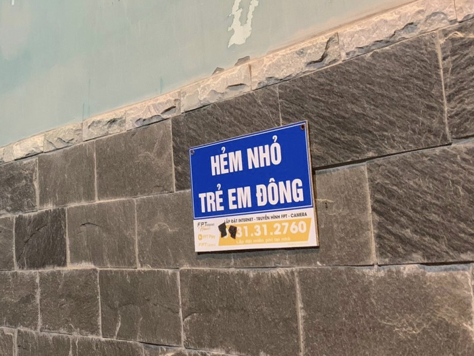 Sống ở TP.HCM: 'Trộm cướp cũng chê hẻm này nghèo, không có gì để lấy'- Ảnh 3. Sống ở TP.HCM: 'Trộm cướp cũng chê hẻm này nghèo, không có gì để lấy'- Ảnh 3.
