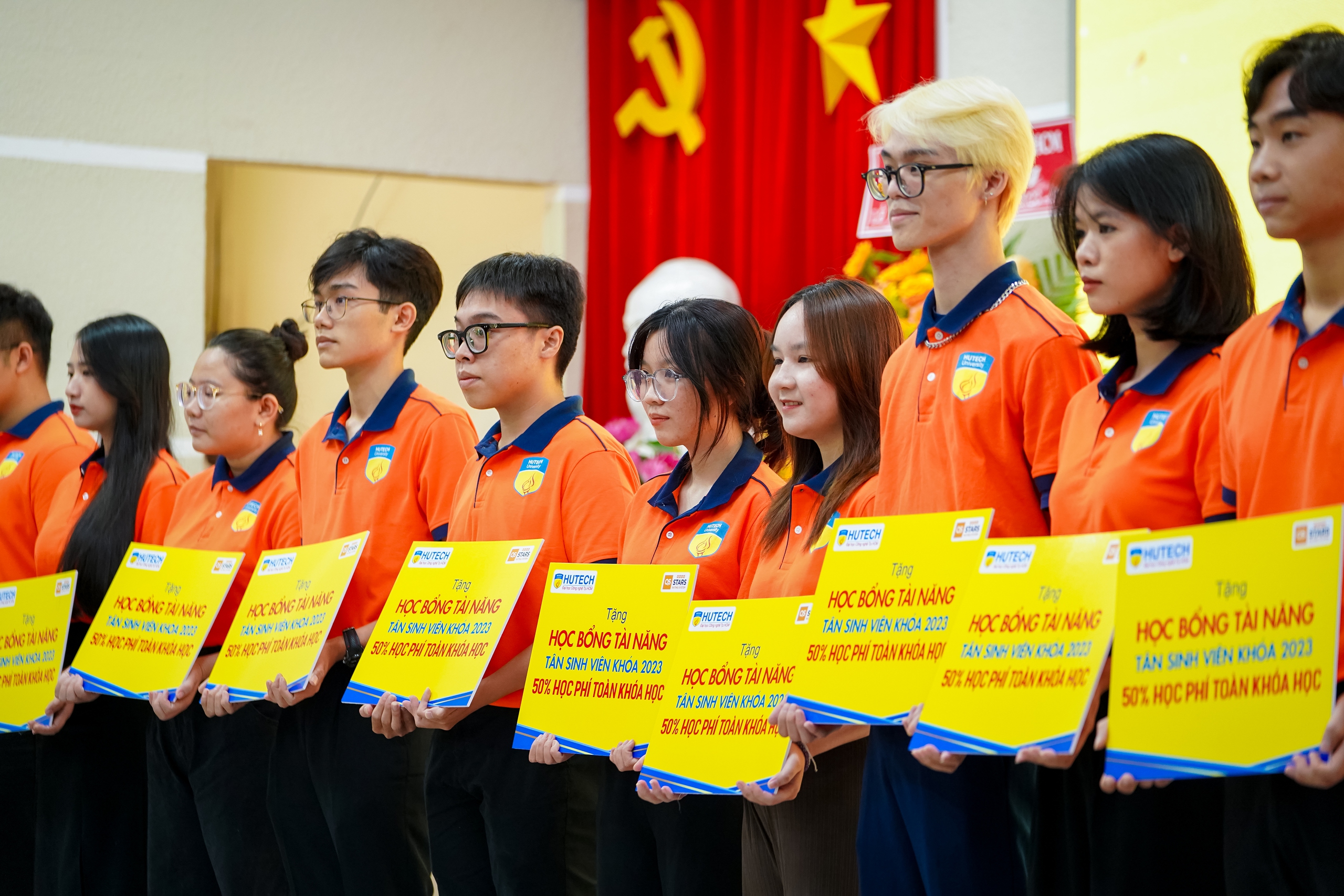 Thí sinh có thể nộp hồ sơ xét tuyển học bạ vào HUTECH đến 30.6- Ảnh 3.