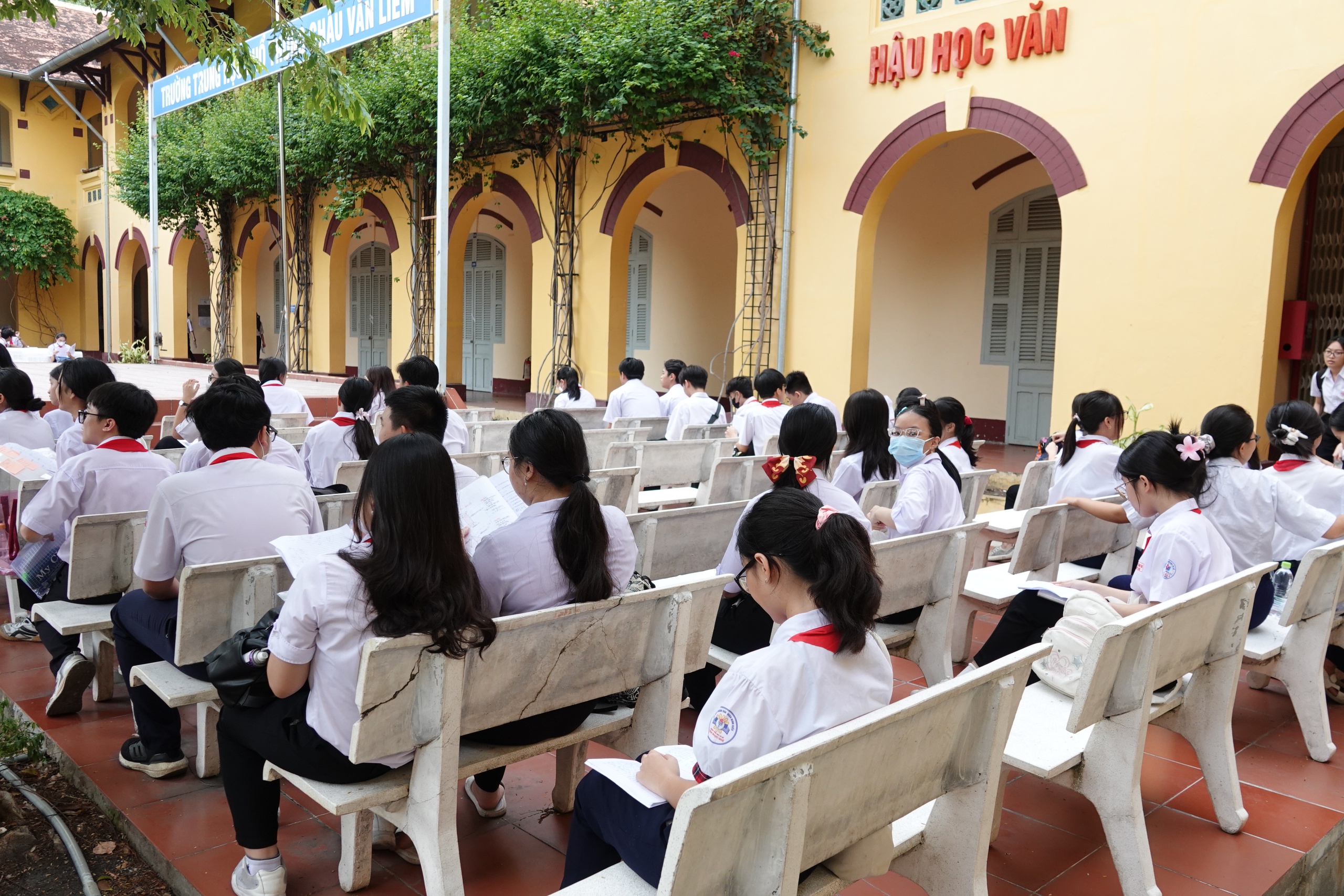 Thi tuyển sinh lớp 10: Giáo viên nêu 3 điều thí sinh cần quan tâm- Ảnh 8.