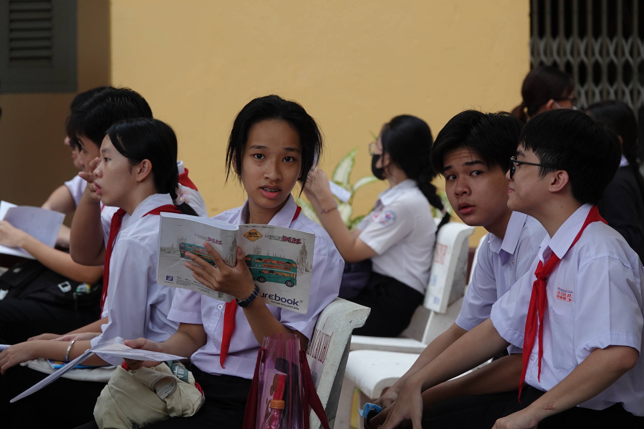 Thi tuyển sinh lớp 10: Giáo viên nêu 3 điều thí sinh cần quan tâm- Ảnh 9.