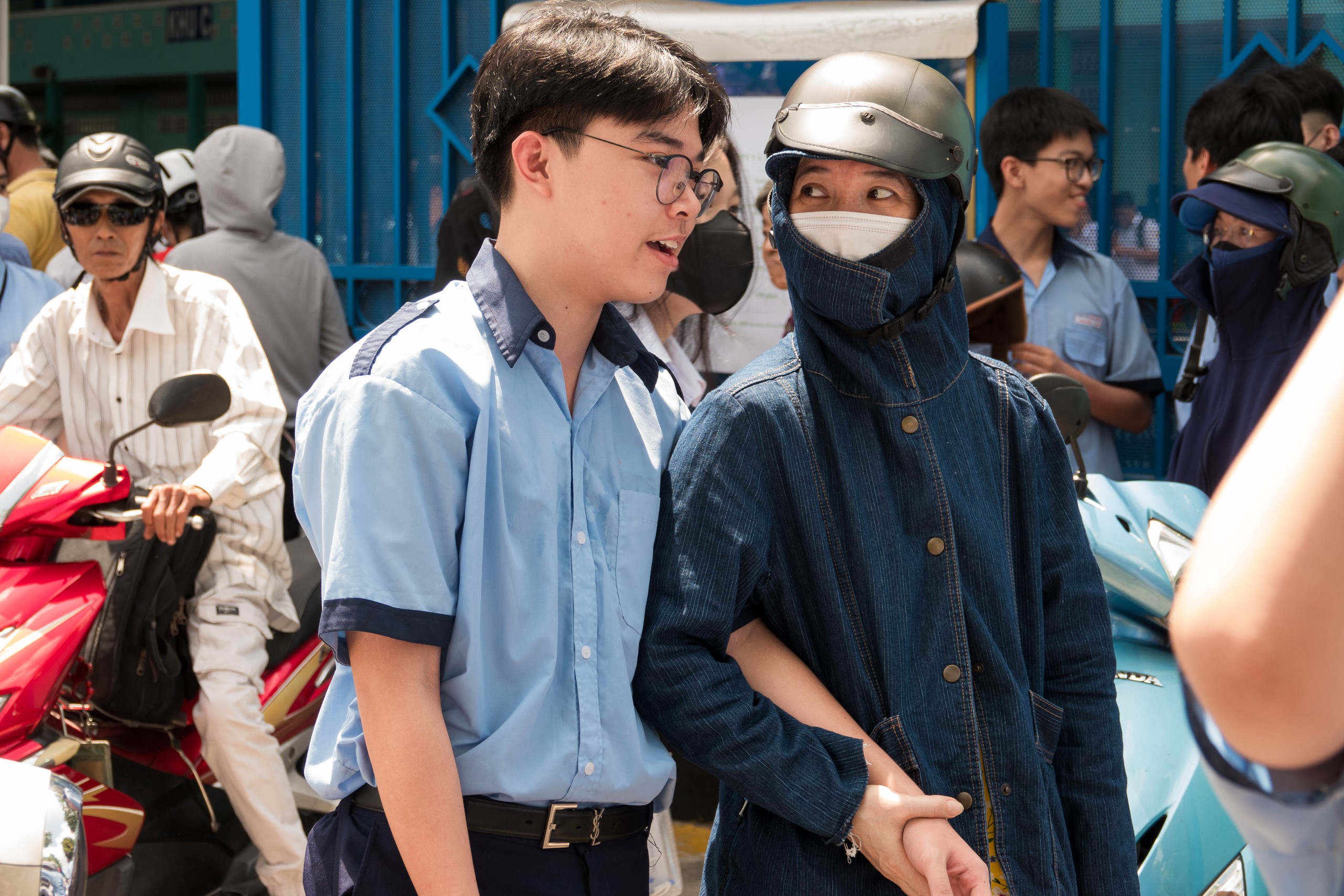 Thí sinh 'bế tắc' khi đề thi lớp 10 hỏi 'nghĩ bằng tim' thay vì lý trí- Ảnh 3.