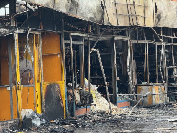 Hỏa hoạn thiêu rụi một số gian hàng tại Trung tâm thương mại SAPA, Cộng hòa Séc