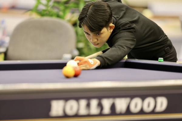 World Cup billiards: Thắng đẳng cấp 'vua thời gian', Trần Quyết Chiến thẳng tiến vòng knock-out