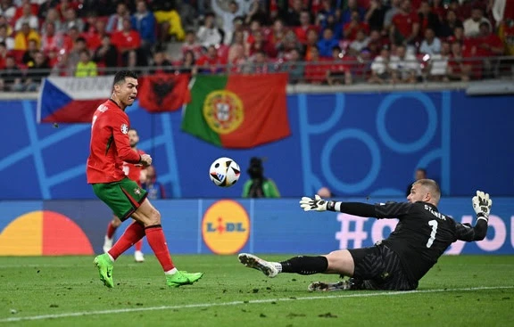Dự đoán kết quả EURO 2024 hôm nay: Bồ Đào Nha, Bỉ cửa trên nhưng khó thắng