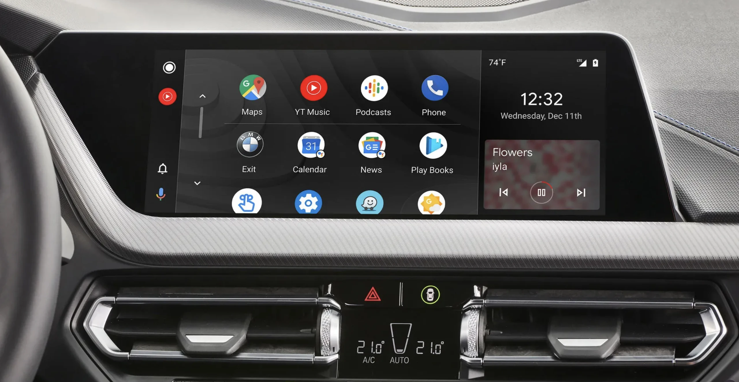 Ô tô không kết nối Apple CarPlay, Android Auto khó thuyết phục khách mua