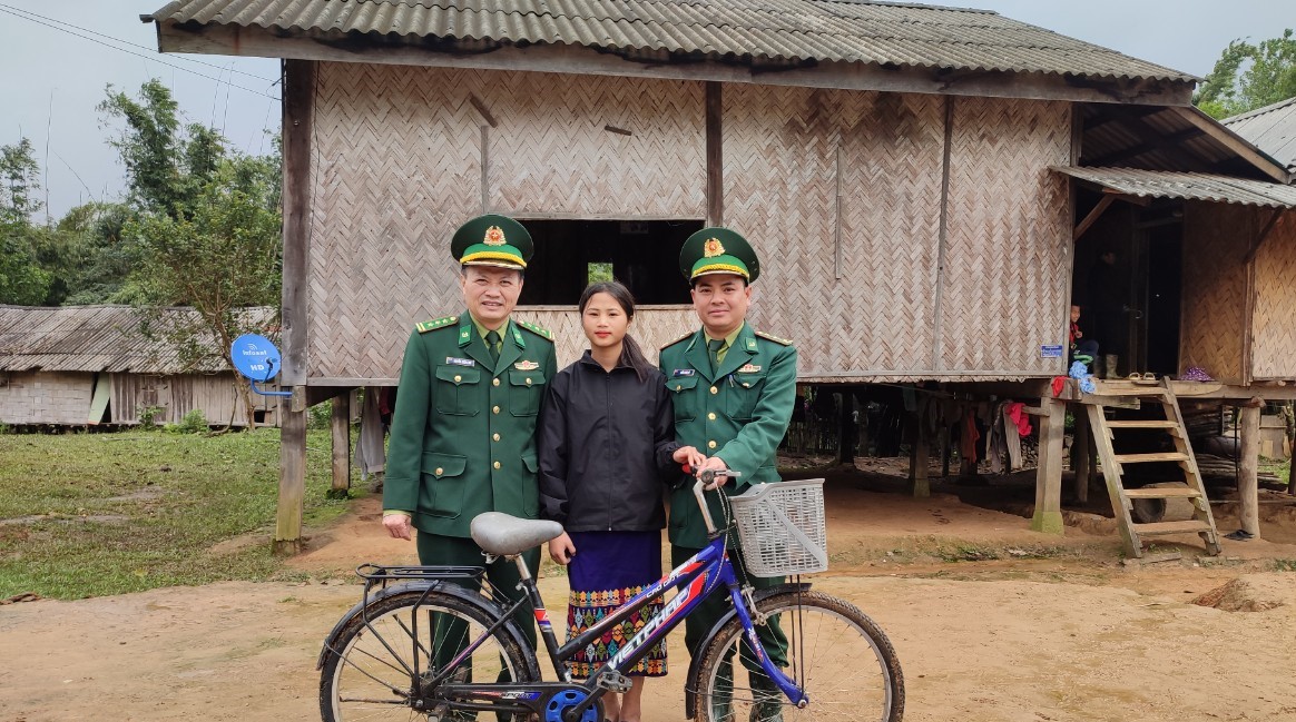 Biên cương hữu nghị: Nghĩa tình La Lay- Ảnh 6.