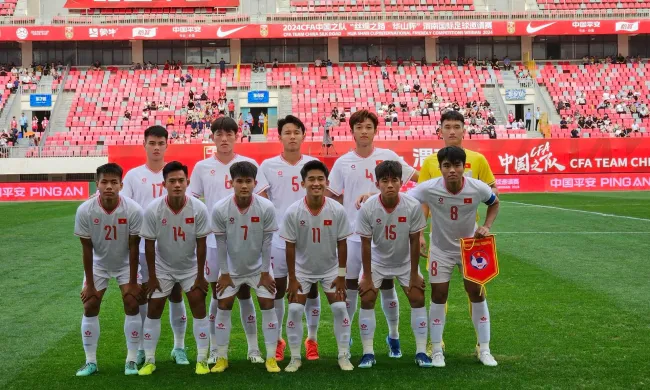 ĐT U19 Việt Nam thi đấu nỗ lực trước ĐT U19 Hàn Quốc