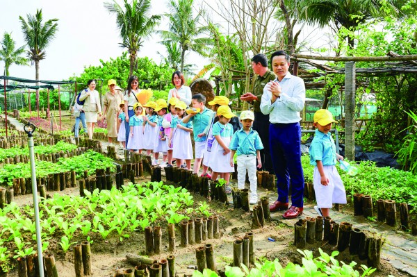 Du lịch xanh tại quần thể du lịch quốc tế Furama - Ariyana Đà Nẵng