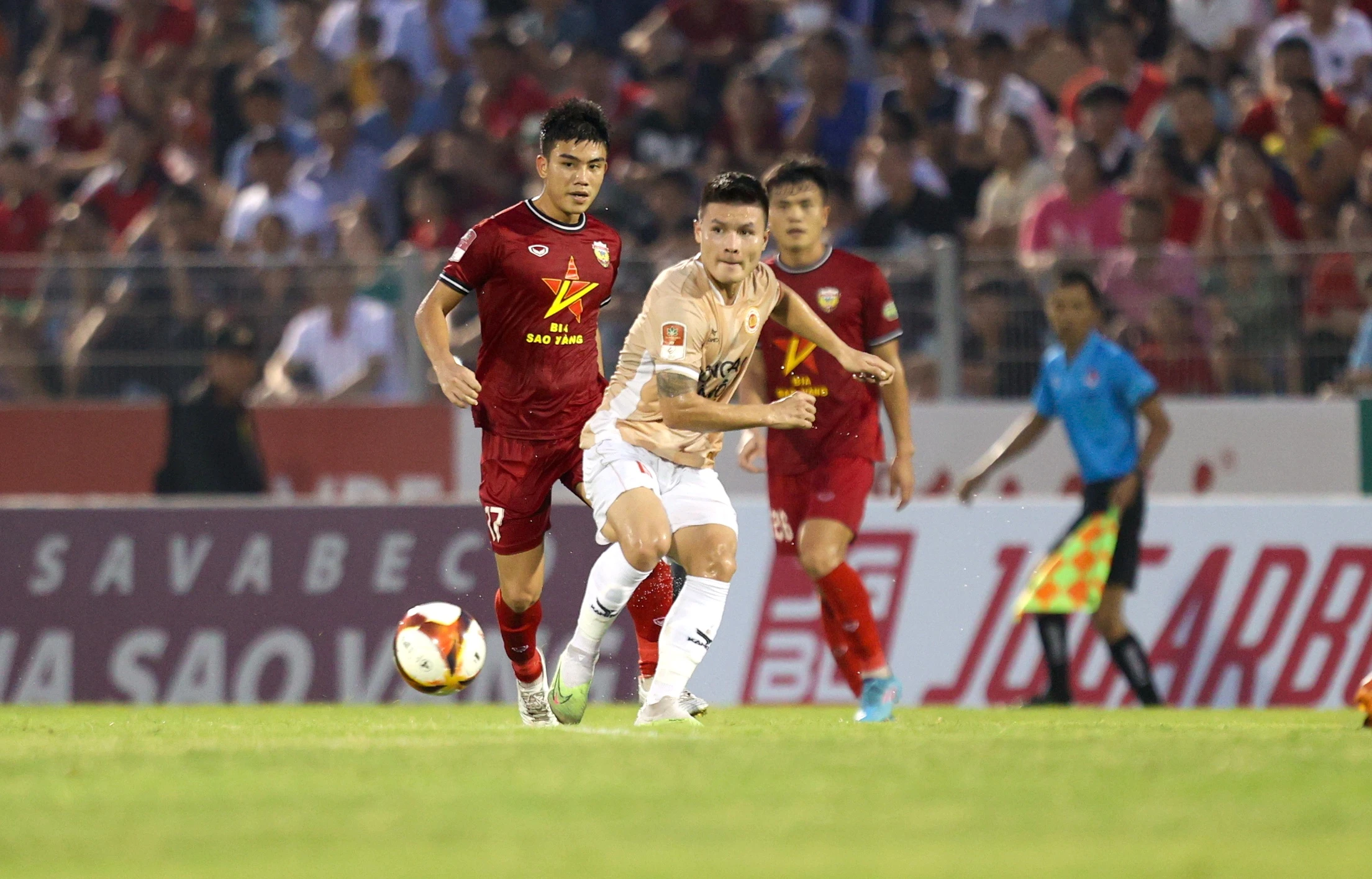 HLV Polking trắng tay ngày ra mắt tại sân Hà Tĩnh, đội CAHN thua 4 trận liên tiếp