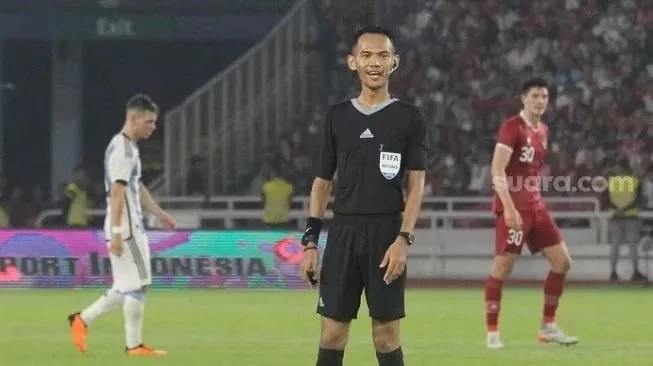 Lịch thi đấu vòng 25 V-League: Nam Định sẽ vô địch ngay nếu thắng đội đã xuống hạng