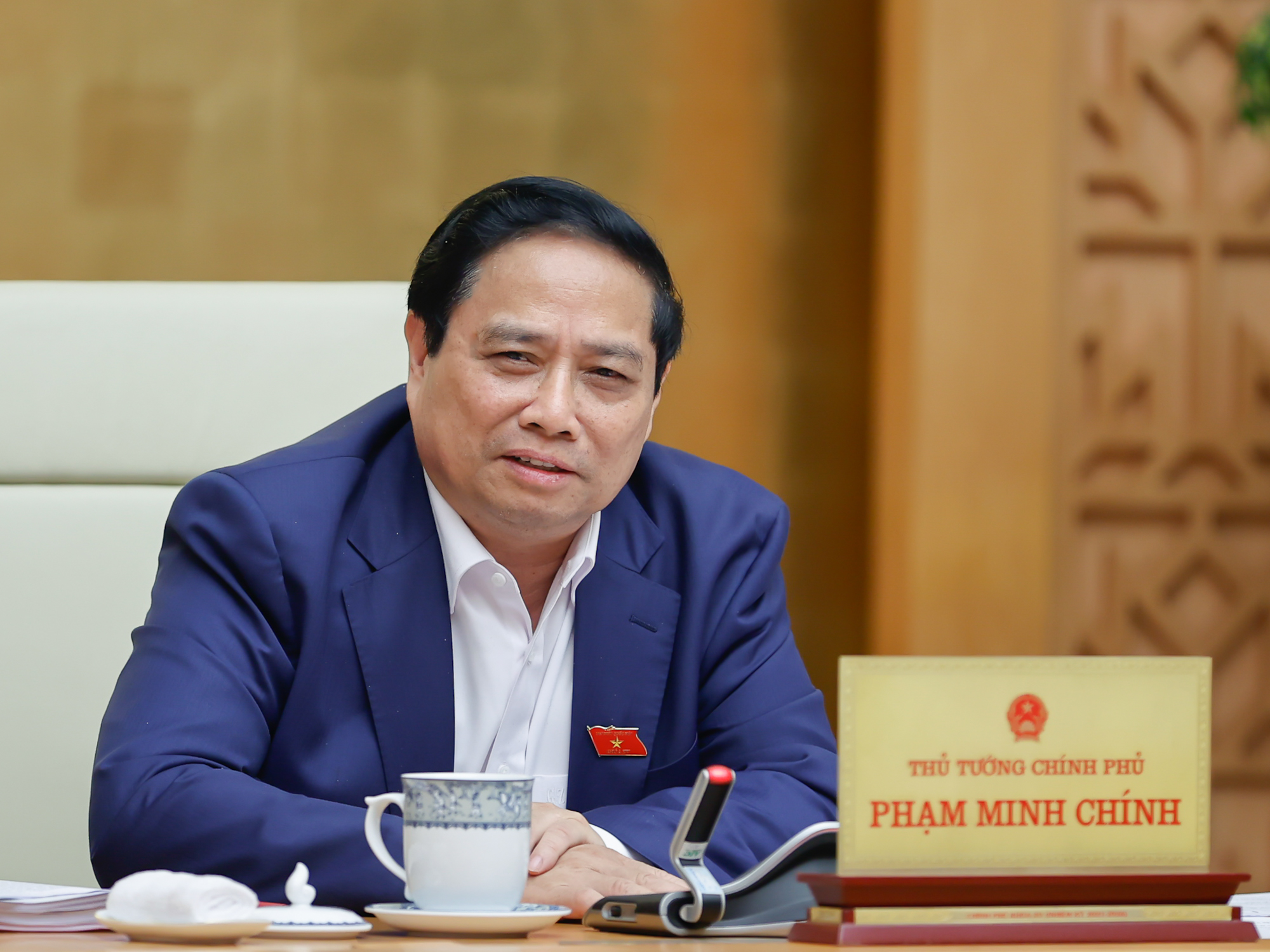 Thủ tướng: Có phương án bảng lương phù hợp nhất để cải cách tiền lương từ 1.7- Ảnh 1.