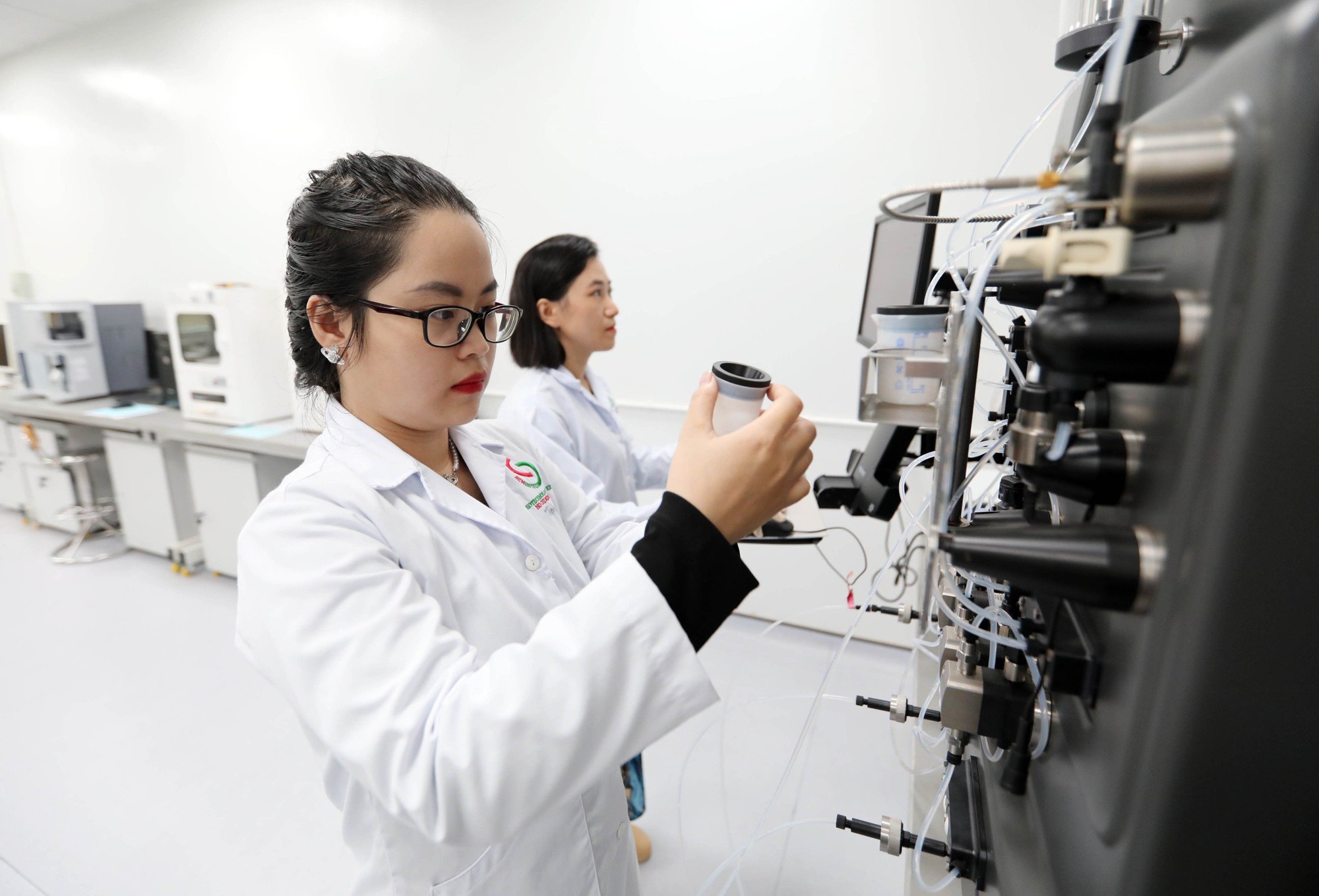 Bên cạnh 3 chính sách đãi ngộ mới, nhiều ý kiến cho rằng TP.HCM cần chú trọng môi trường làm việc để giữ chân được người tài giỏi ẢNH: NGỌC DƯƠNG