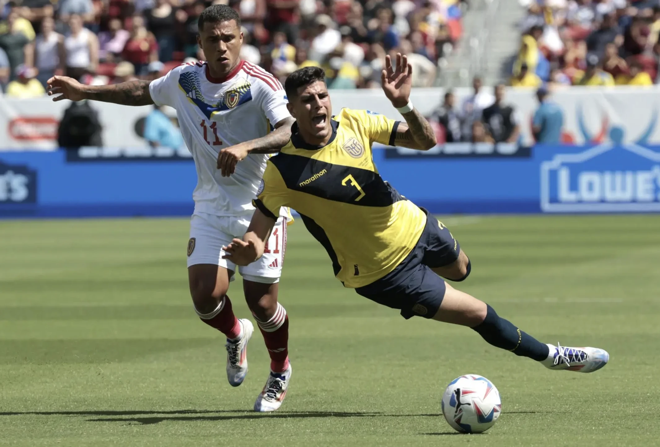 Copa America 2024: Chưa đấu tứ kết với Argentina, HLV đội Ecuador đã muốn từ chức