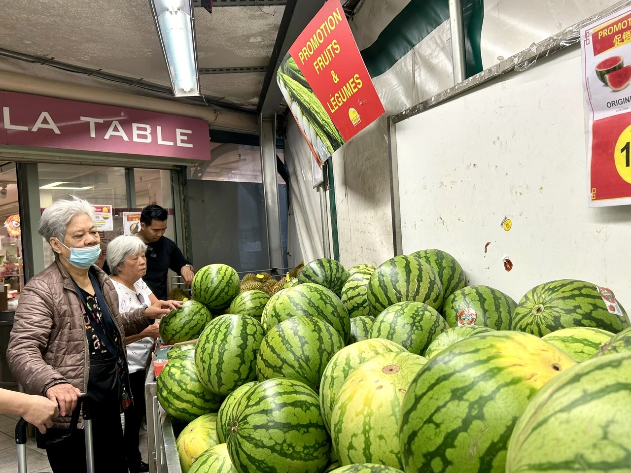Đi chợ châu Á lớn nhất ở Paris