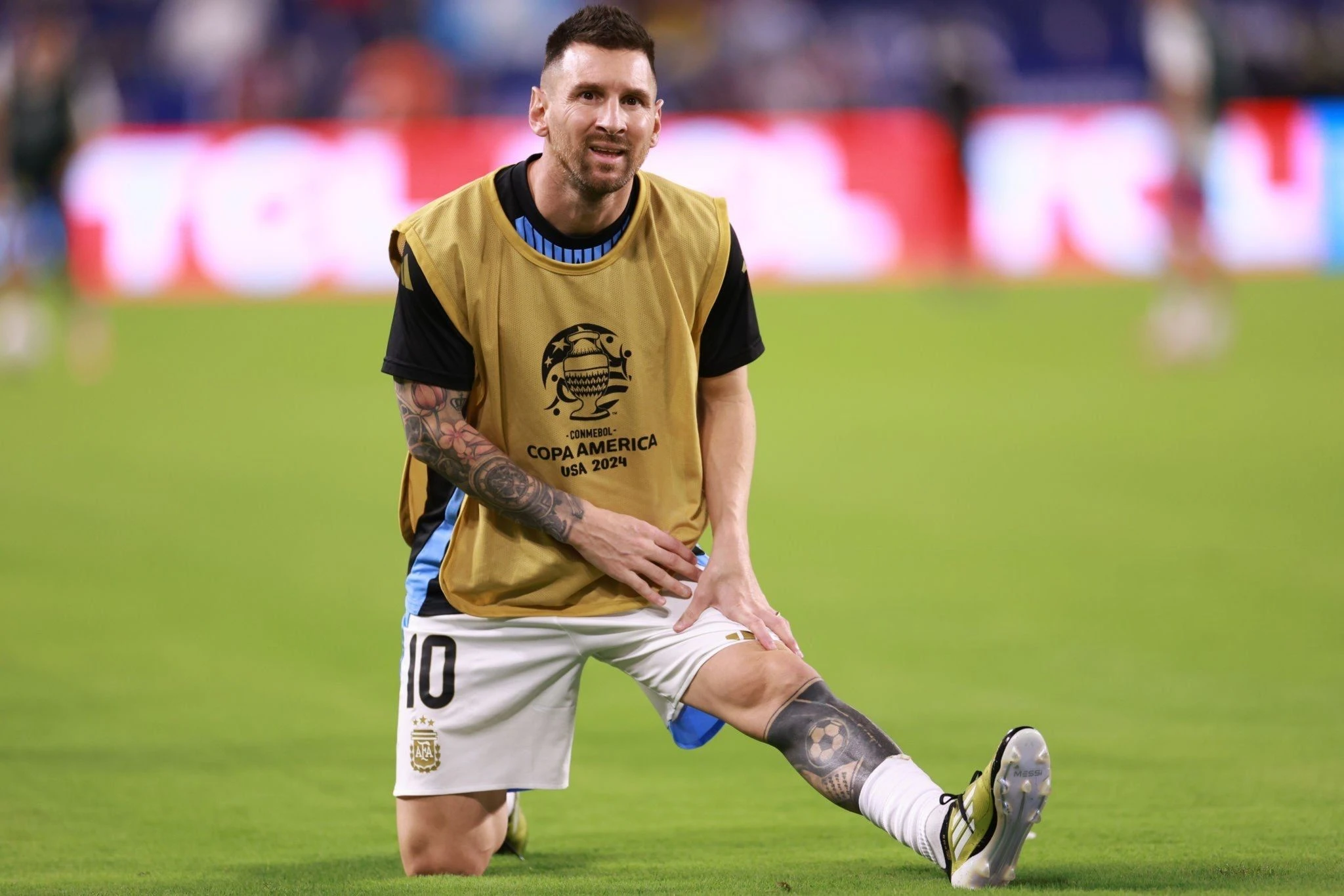 Giới chức Argentina kêu gọi Messi xin lỗi vụ… Enzo Fernandez phân biệt chủng tộc