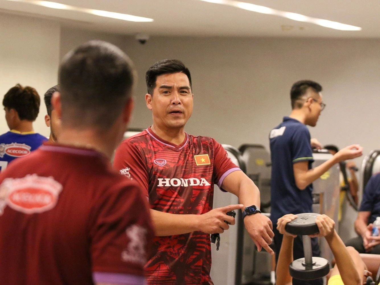 HLV Nguyễn Việt Thắng tái xuất, dẫn dắt CLB Trẻ TP.HCM với mục tiêu V-League