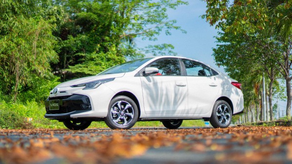Toyota Vios có gì để ghi điểm trong bối cảnh thị trường đầy cạnh tranh?