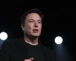 Elon Musk bác bỏ thông tin sẽ cắt giảm nguồn lực cho Tesla