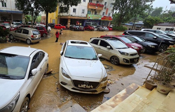 Sau mưa bão, hàng loạt ô tô “chết đuối” sẽ gia nhập thị trường xe cũ?