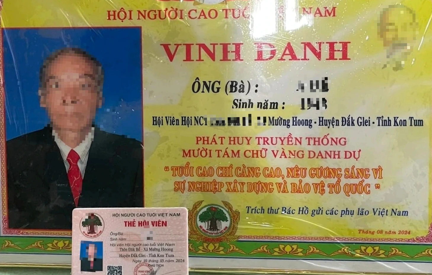 'Bẫy' người cao tuổi làm bảng vinh danh với giá cao