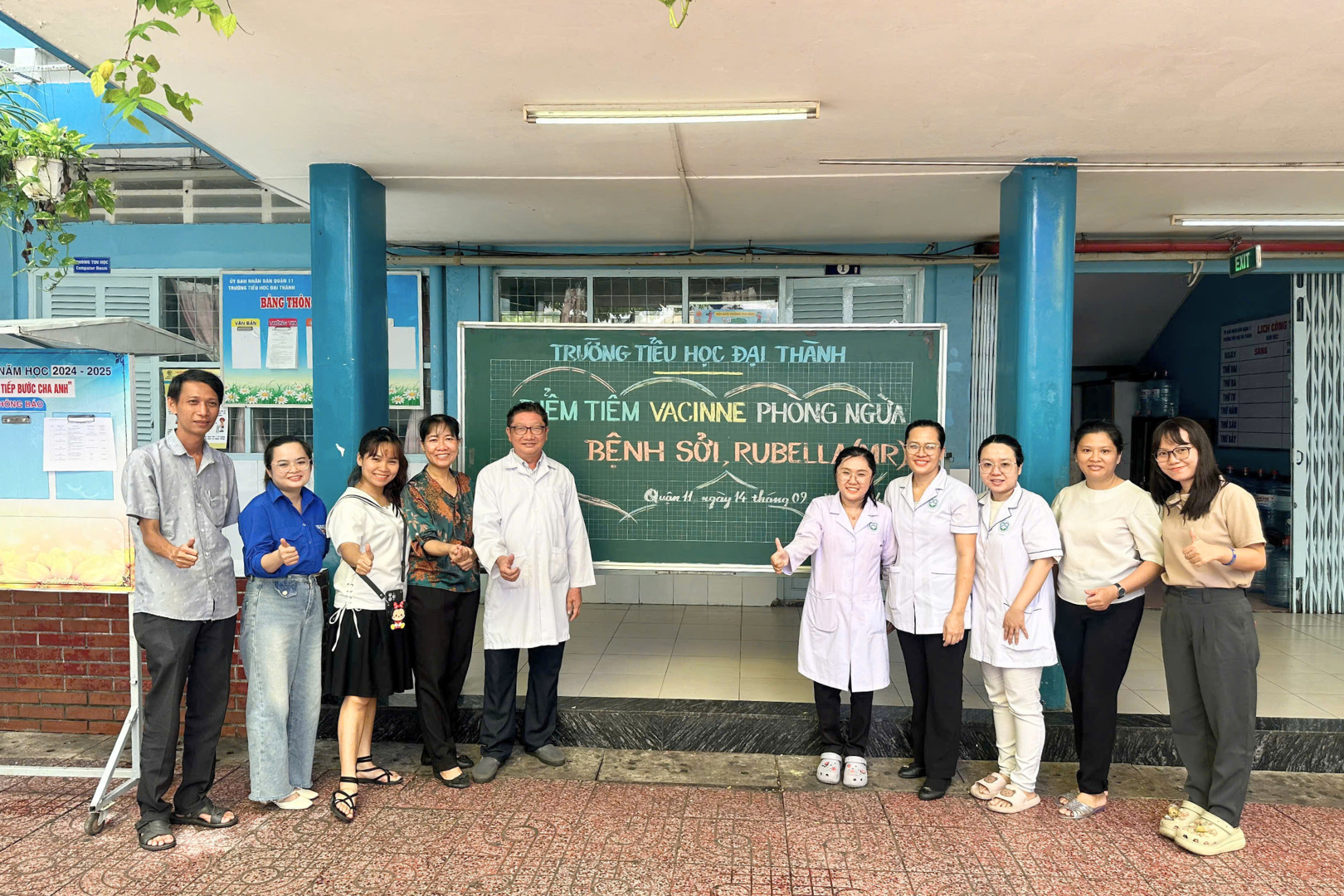 TP Hồ Chí Minh: Các điểm tiêm vaccine sởi tại trường học diễn ra sôi động vào ngày cuối tuần