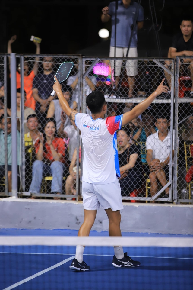 Đánh bại Trương Vinh Hiển, Trịnh Linh Giang giành &quot;cú đúp&quot; vô địch giải pickleball quốc gia 2024 - Ảnh 5.