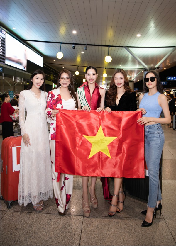 Người đẹp Cao Ngọc Bích lên đường dự thi Miss Earth 2024