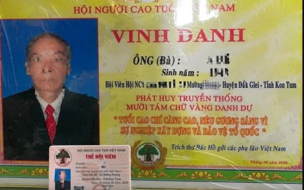 'Bẫy' làm bảng vinh danh: Không chỉ cấm, còn phải xử lý