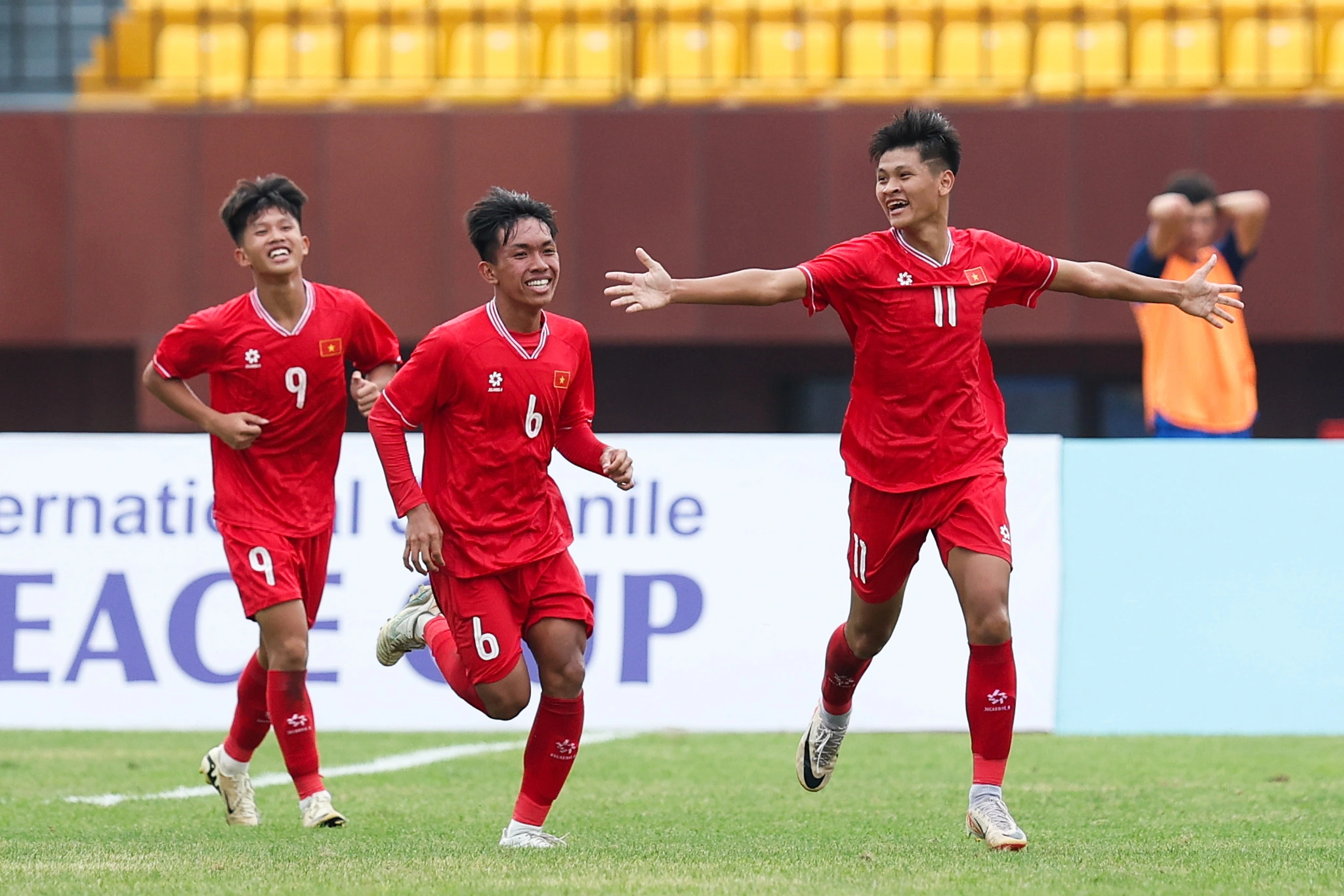 Lịch thi đấu U.17 Việt Nam: Nhân tố trẻ từng thắng Nhật Bản, Uzbekistan sẽ làm nên chuyện?