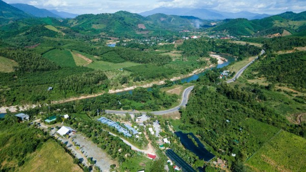 Chặn làm thủ tục đất đai, Chi cục Thuế Tây Khánh Hòa xin lỗi, nhận thiếu sót