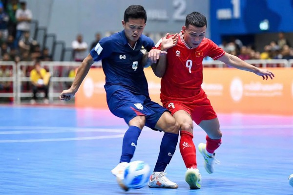 Đội tuyển futsal Việt Nam thừa thắng xông lên