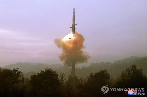 Triều Tiên tuyên bố thử thành công ICBM Hwasong-19 mới