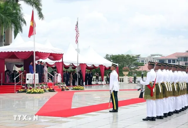 Lễ đón chính thức Tổng Bí thư Tô Lâm và Phu nhân tại Malaysia - Ảnh 3.