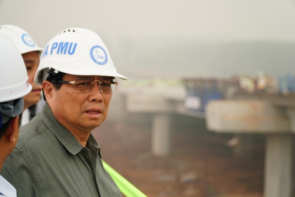Thủ tướng tiếp tục kiểm tra tiến độ sân bay Long Thành Thủ tướng tiếp tục kiểm tra tiến độ sân bay Long Thành