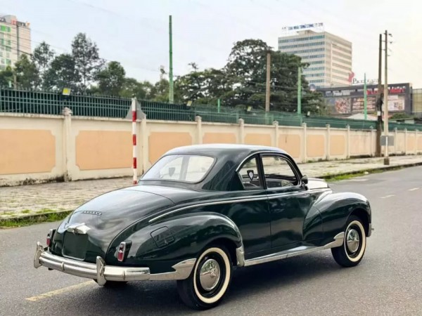 Xe hiếm Peugeot 203 Coupe A Vendre 1954 tại Việt Nam