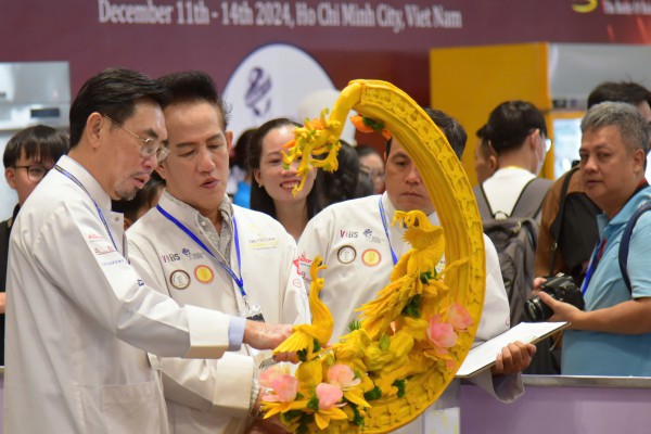 500 MasterChef tranh tài tìm đầu bếp làm bánh giỏi nhất Việt Nam 500 MasterChef tranh tài tìm đầu bếp làm bánh giỏi nhất Việt Nam