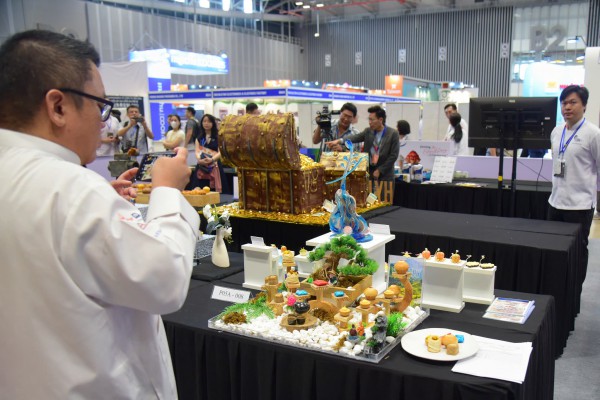 500 MasterChef tranh tài tìm đầu bếp làm bánh giỏi nhất Việt Nam 500 MasterChef tranh tài tìm đầu bếp làm bánh giỏi nhất Việt Nam